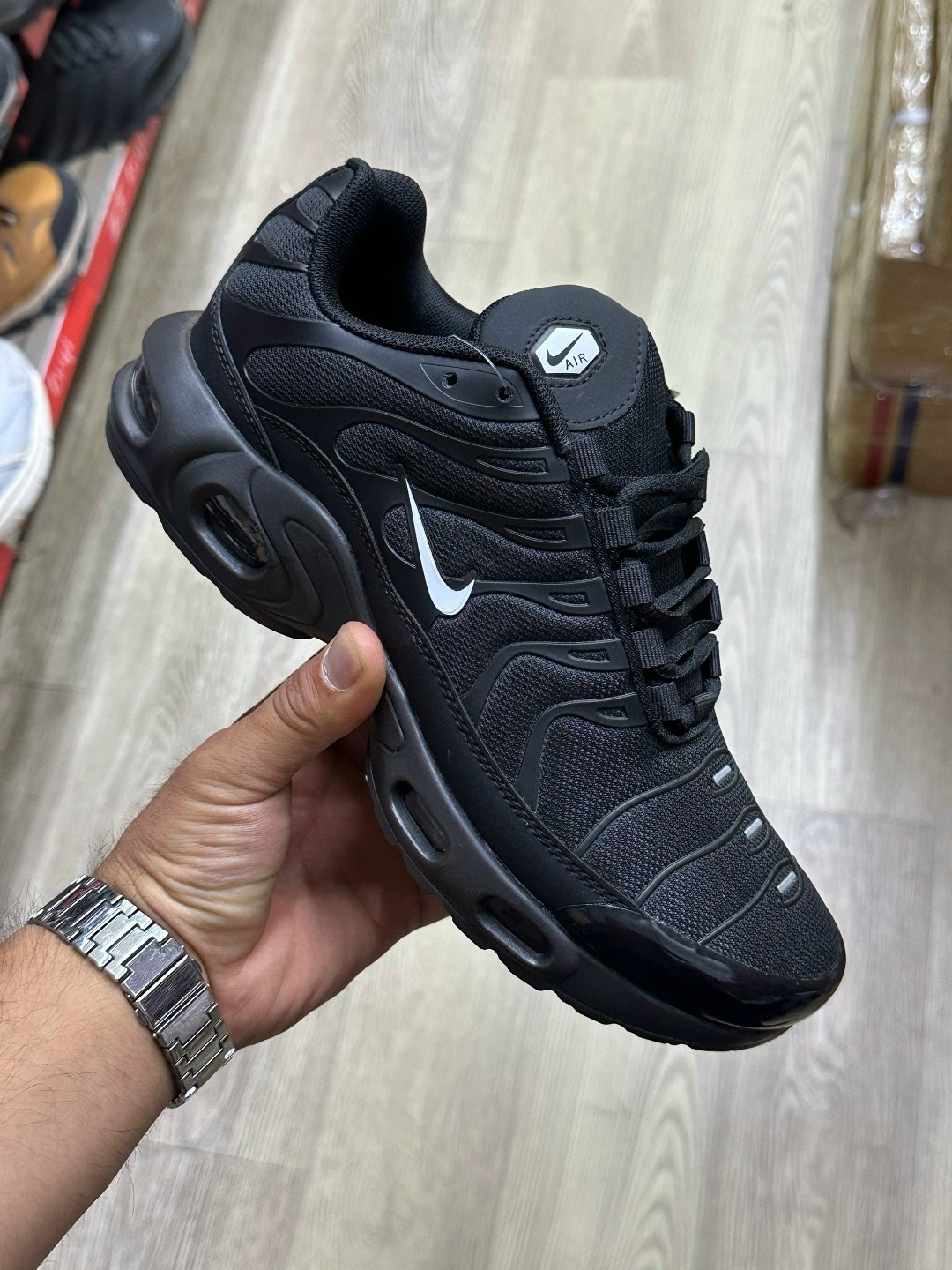 кроссовки nike air max tn plus,кроссовки мужские nike air max tn plus,nike tn air max plus black,nike air max plus tn,кроссовки