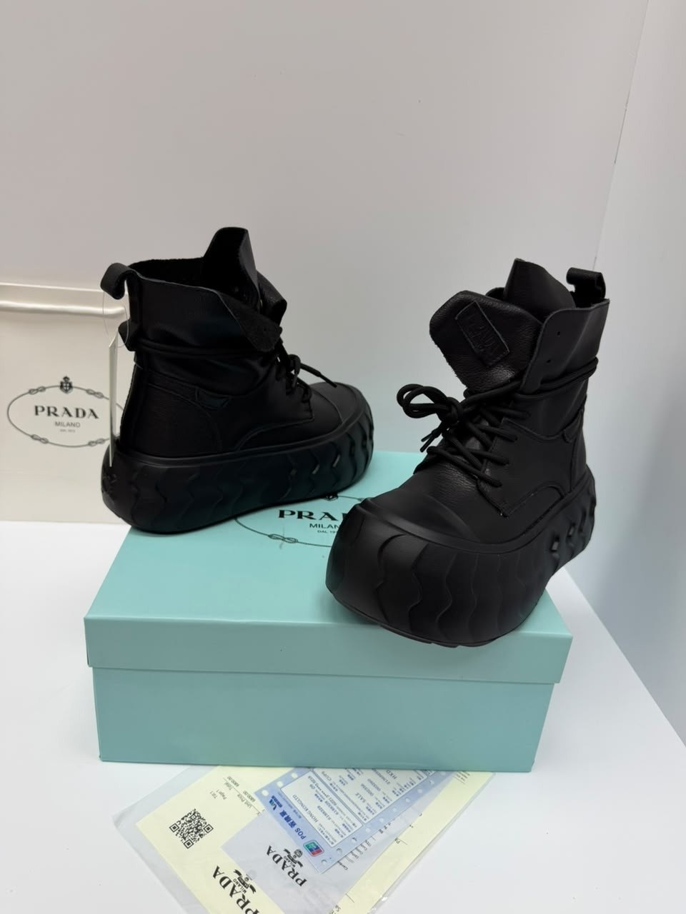 ,дутики prada,ботинки prada, женская,ботинки