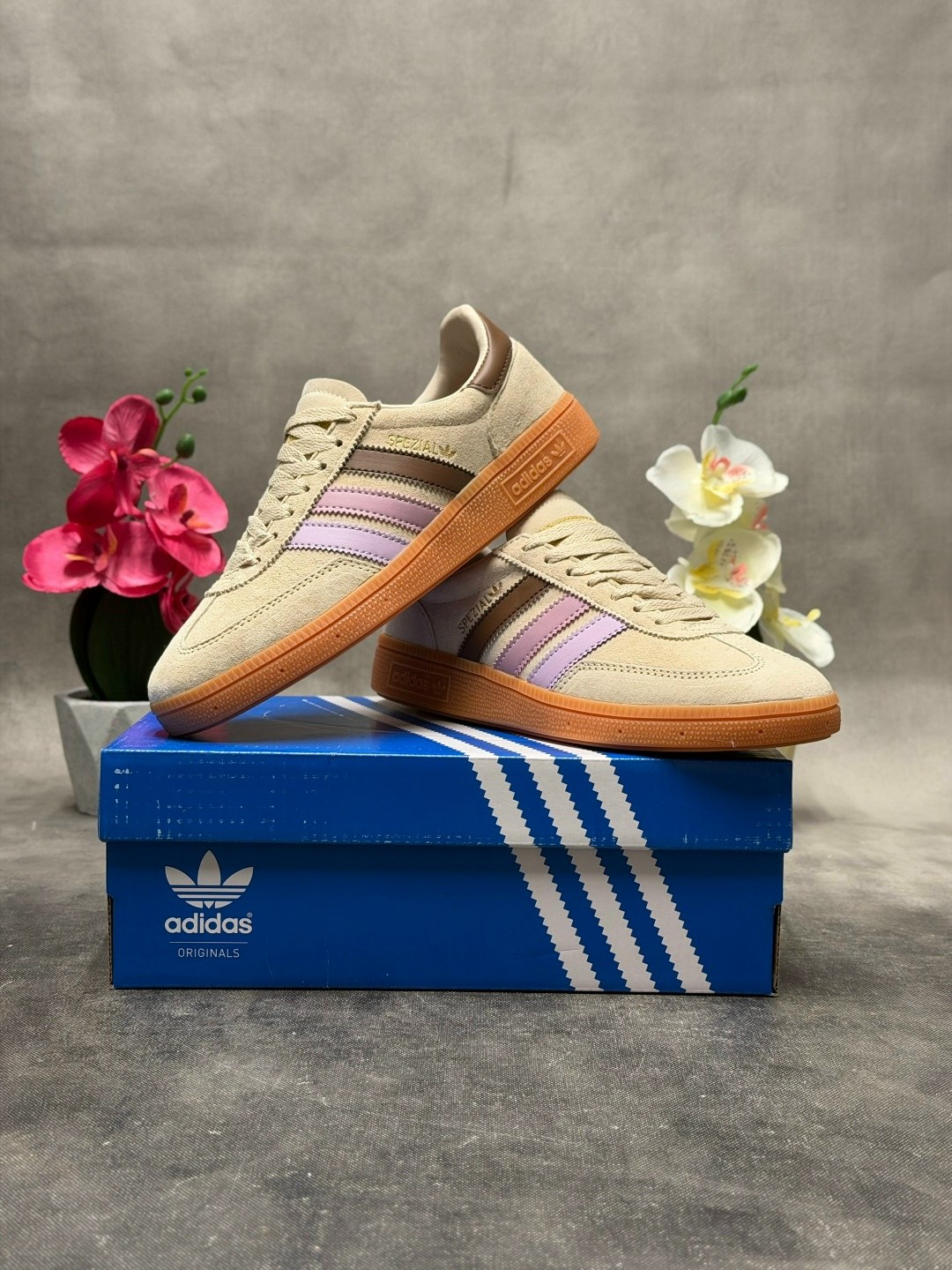 ,кроссовки adidas,кроссовки adidas handball spezial,женские кроссовки,adidas originals gazelle indoor