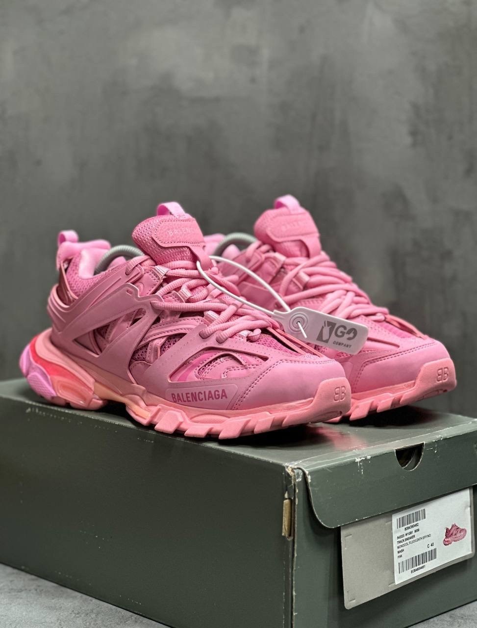 кроссовки женские balenciaga,balenciaga track pink,кроссовки balenciaga,баленсиага кроссовки трек розовые,кроссовки balenciaga track