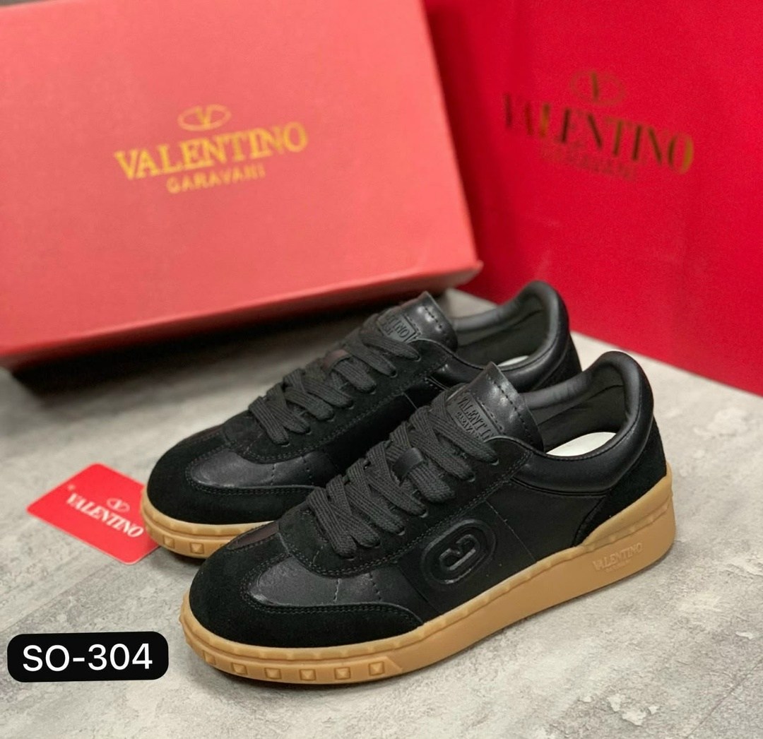 valentino кроссовки,,valentino кроссовки мужские,valentino garavani кроссовки,бежевые кроссовки