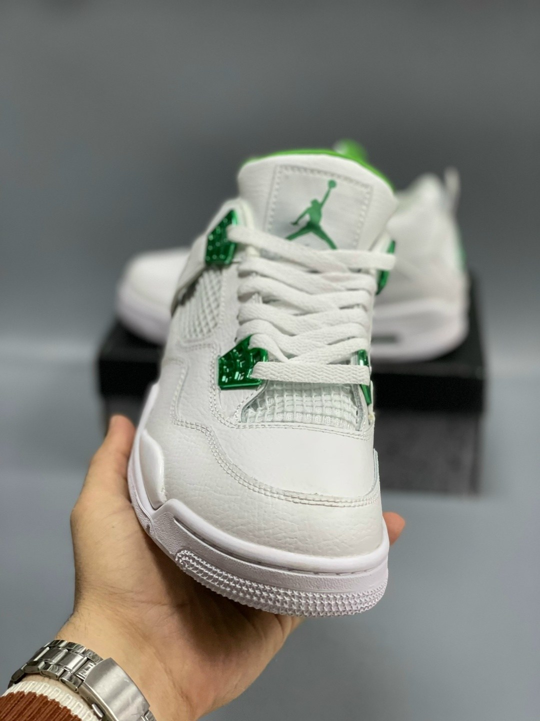 кроссовки nike air jordan 4 retro,nike air jordan 4 green metallic,кроссовки nike air jordan 4,nike air jordan 4 retro,air jordan 4