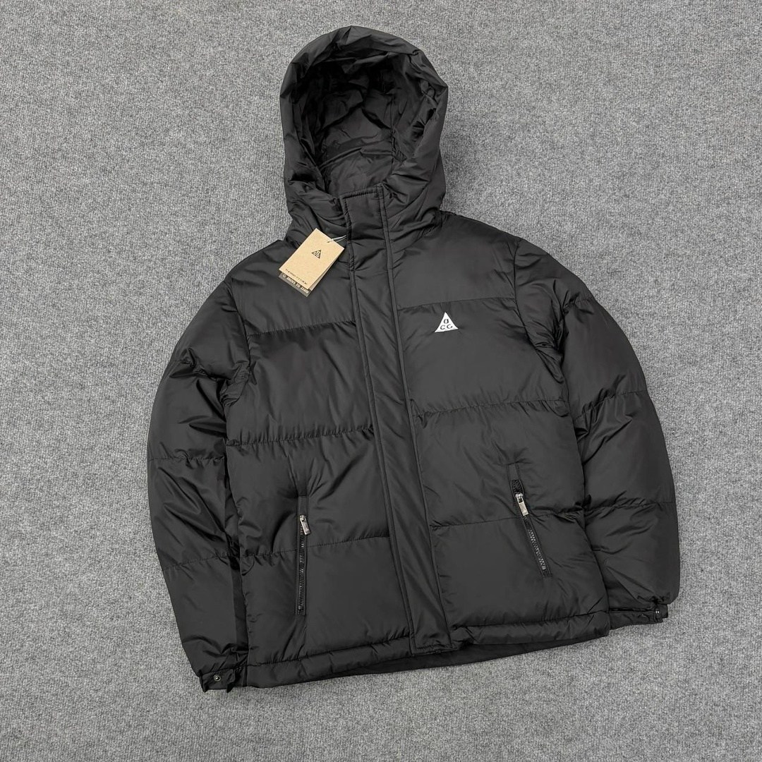 серый пуховик nike acg,куртка зимняя adidas,пуховик adidas,зимний пуховик nike acg,мужская зимняя куртка adidas