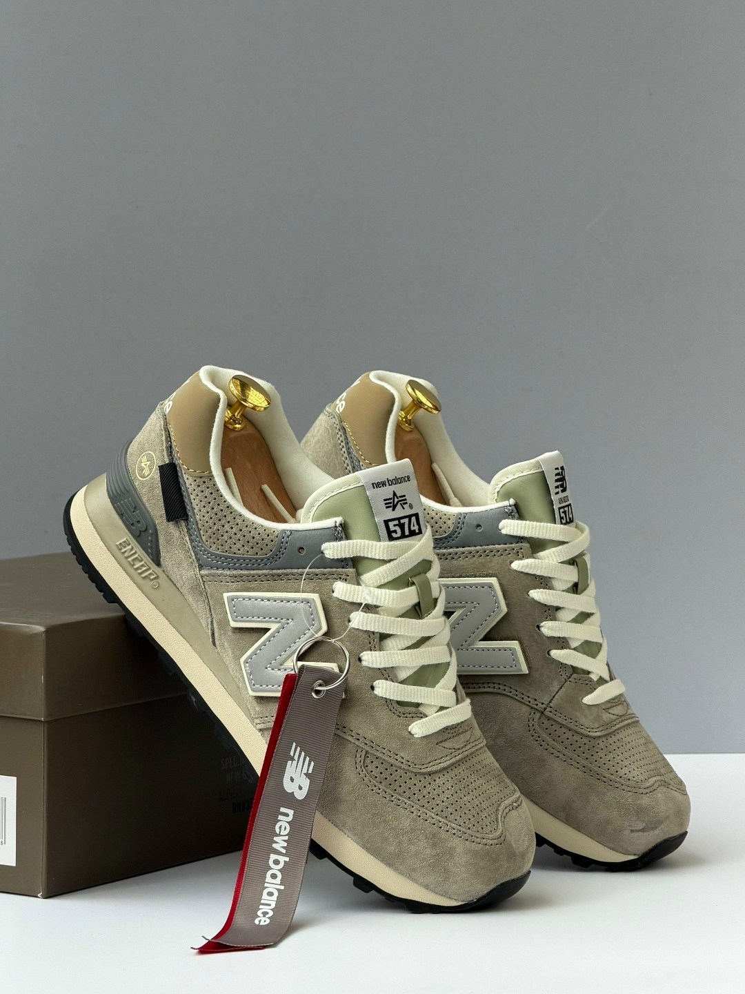 кроссовки new balance 574 alpha industries,кроссовки new balance 574,мужские кроссовки new balance 574,кроссовки new balance alpha industries x 574,кроссовки new balance 574 10 alpha industries
