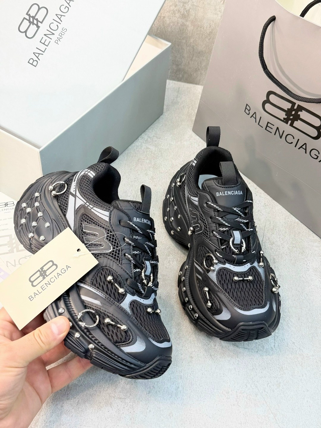 кроссовки balenciaga,кроссовки женские balenciaga,кроссовки balenciaga 2026-2026 белые,кроссовки баленсиага,кроссовки balenciaga triple s