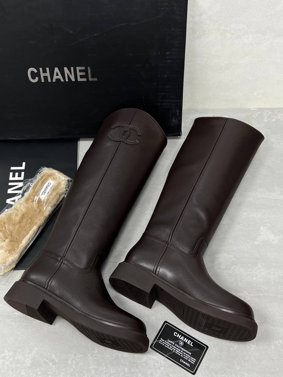 сапоги chanel,сапоги шанель,сапоги celine,женские осенние сапоги chanel 2026 черные кожаные высокие,сапоги chanel копия люкс
