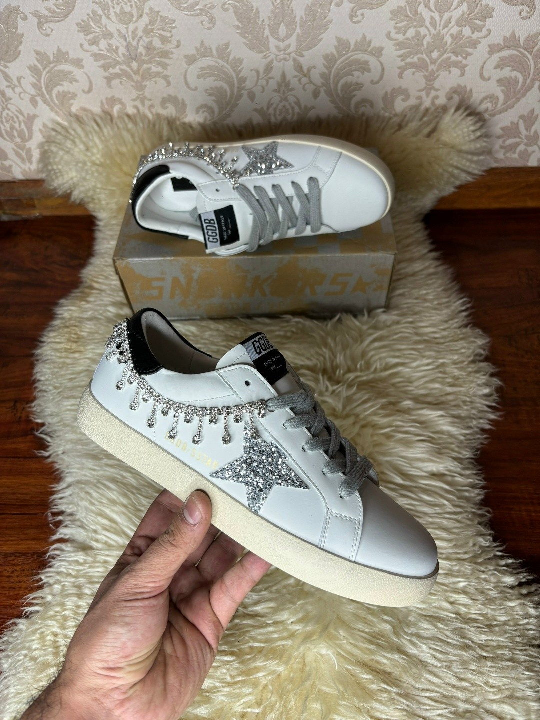 ,кеды golden goose,кроссовки женские golden goose super-star белый / серебряный,golden goose кроссовки,golden goose кеды блестящие