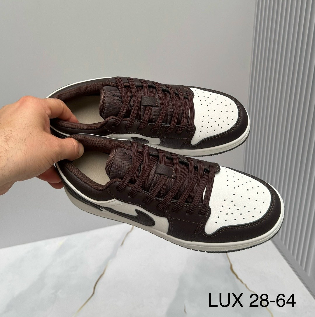 nike air jordan 1 low,air jordan 1 low,air jordan 1 low mocha,nike air jordan 1 low se,nike air jordan 1