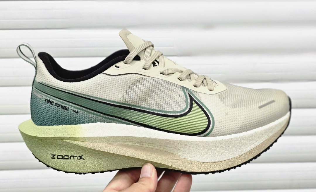 кроссовки,беговые кроссовки найк zoom fly,кроссовок,кроссовки мужские nike,кроссовок nike