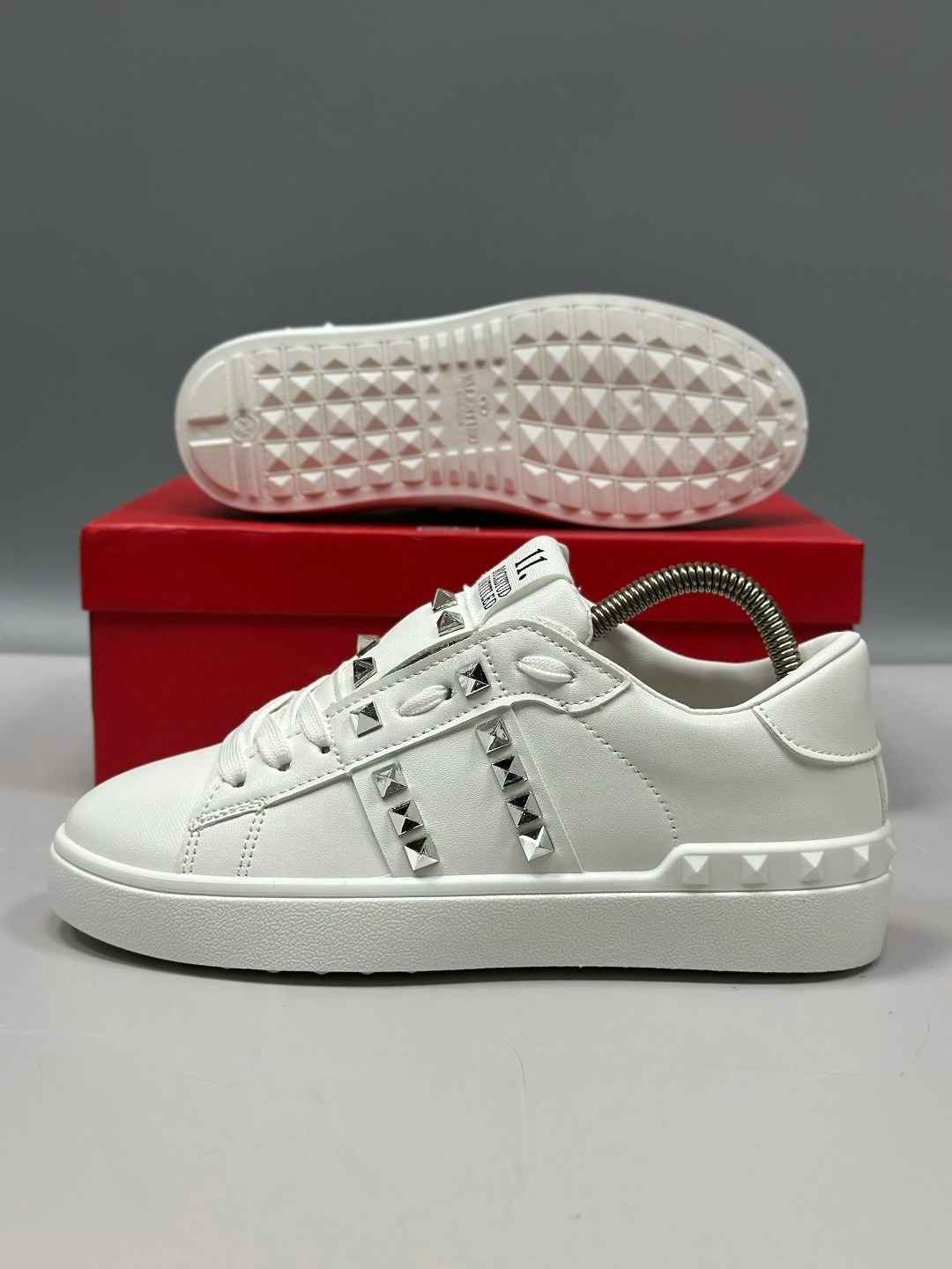 кроссовки valentino,,кеды валентино,кроссовки женские valentino,valentino кеды