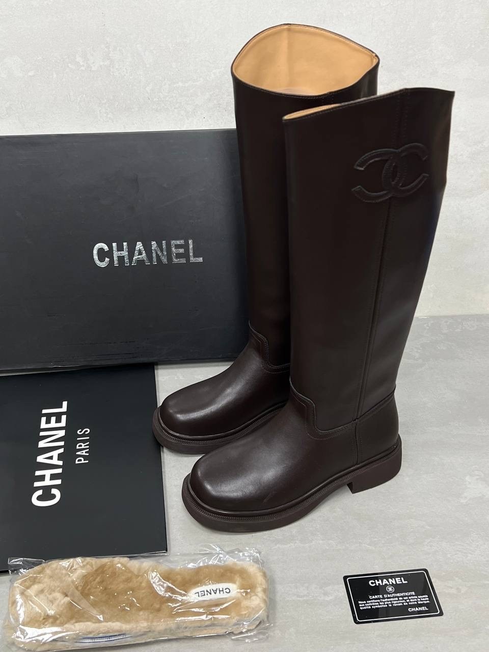 сапоги chanel,сапоги шанель,сапоги celine,женские осенние сапоги chanel 2026 черные кожаные высокие,сапоги chanel копия люкс