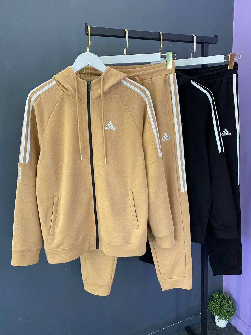 мужской теплый спортивный костюм adidas,спортивный костюм adidas мужской,спортивный костюм adidas,спортивный костюм adidas на молнии,adidas 4dfwd мужской теплый спортивный костюм