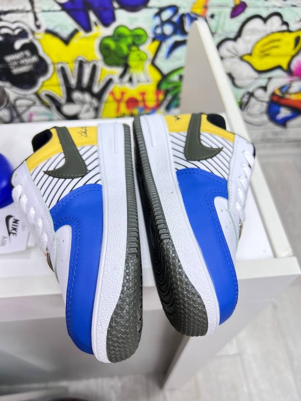 kaws фигурка,кавс фигурки,кросcовки nike air force 1,кроссовки,игрушек