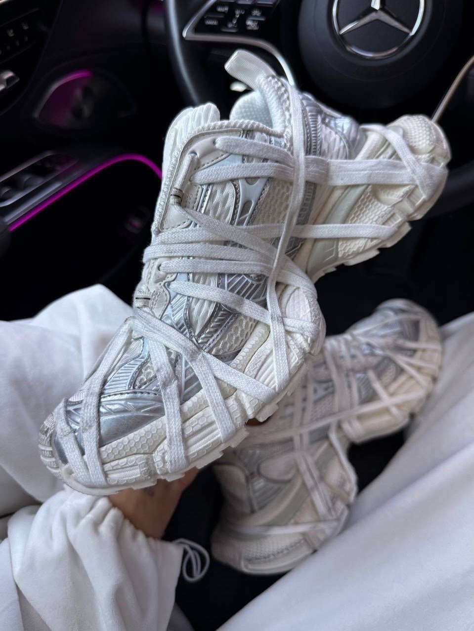 кроссовки balenciaga,кроссовки женские balenciaga,массивные кроссовки,кроссовки 3xl extreme lace массивные на шнуровке balenciaga,кроссовки balenciaga 3 xl
