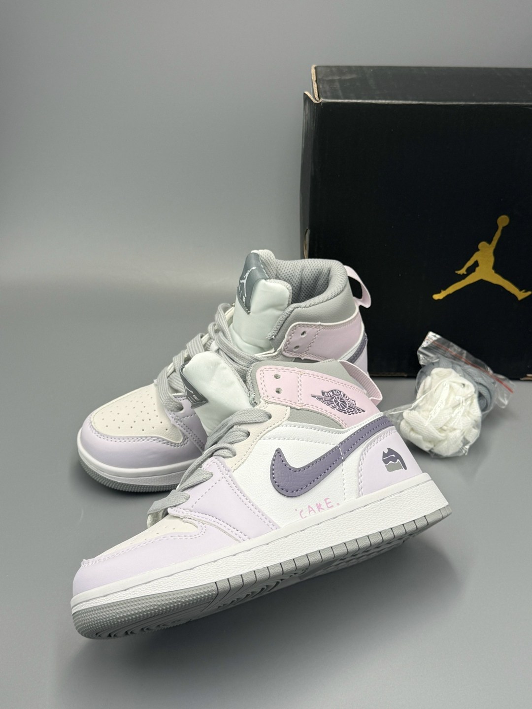 nike air jordan 1 mid milan,nike air jordan 1 mid,женские кроссовки nike air jordan 1 mid,кроссовки женские nike air jordan 1,джорданы милан
