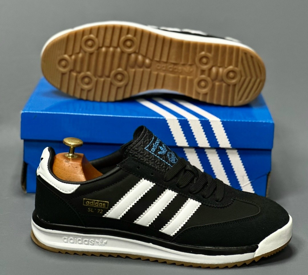 черные кроссовки sl 72 rs adidas originals,кроссовки adidas,кроссовки мужские adidas,кроссовки adidas originals,кроссовки adidas sl 72