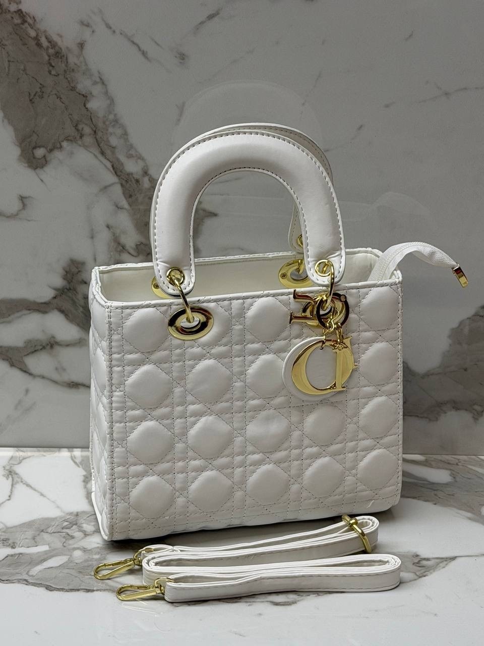 сумка lady dior,сумка dior,сумки диор,сумка диор женская,сумка леди диор