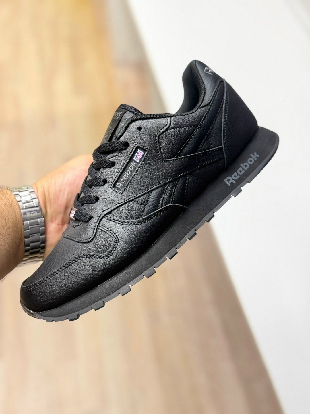 кроссовки reebok,мужские кроссовки reebok,кроссовки classic reebok,классические кожаные кроссовки reebok,мужские кроссовки reebok classic leather