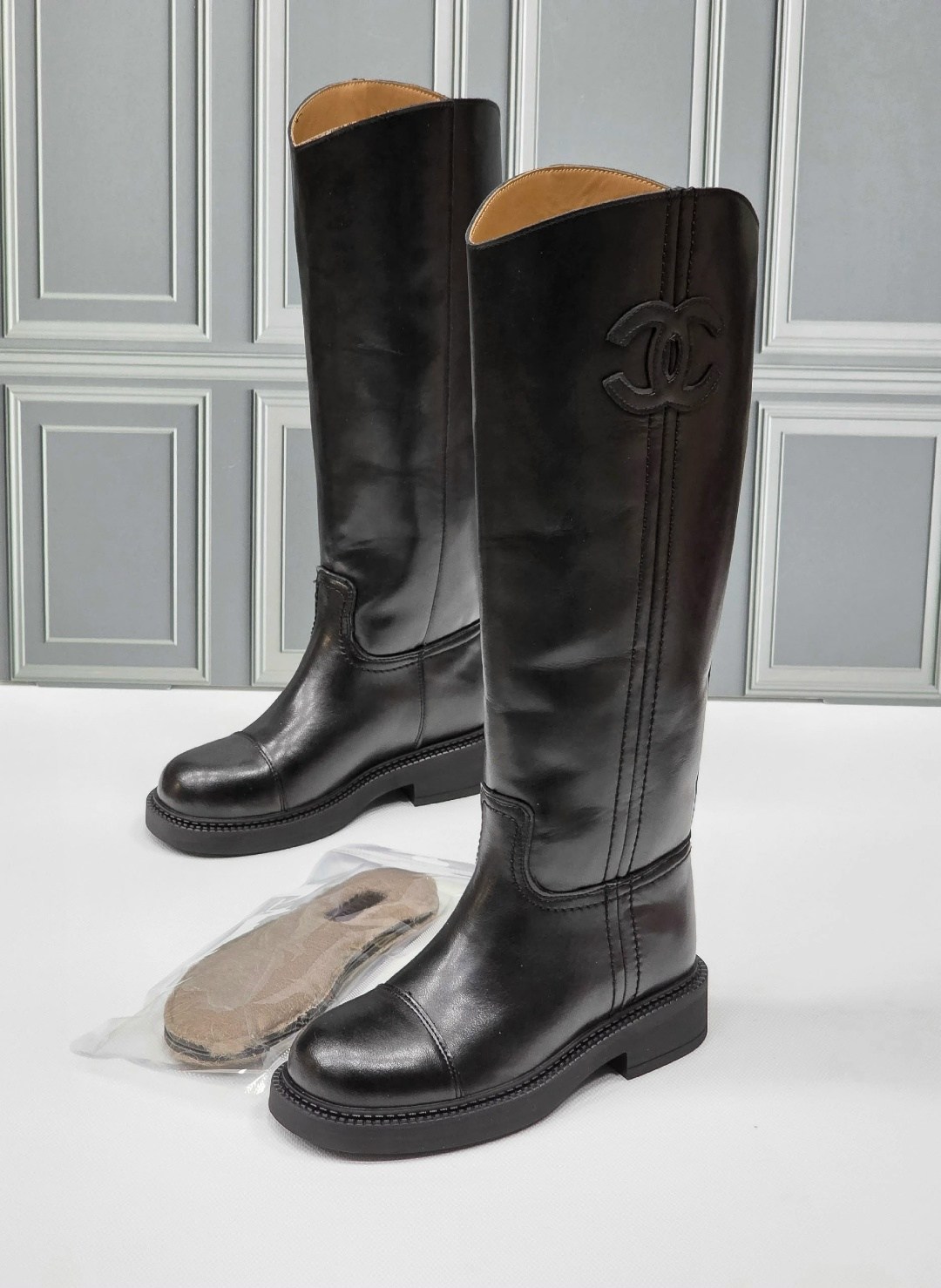 сапоги chanel,сапоги шанель,женские сапоги,сапоги,женские осенние сапоги chanel 2026 черные кожаные высокие