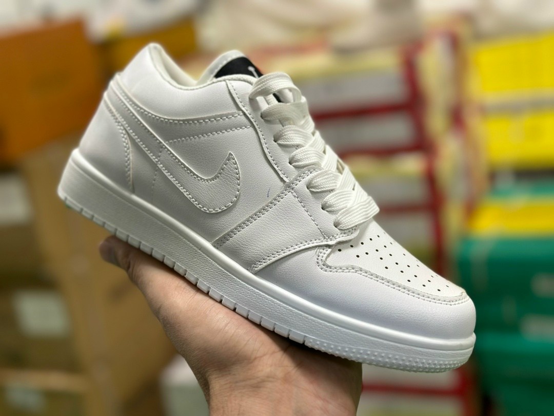 air jordan 1 low triple black,мужской кроссовки,,кроссовки nike air jordan 1 low,спортивная