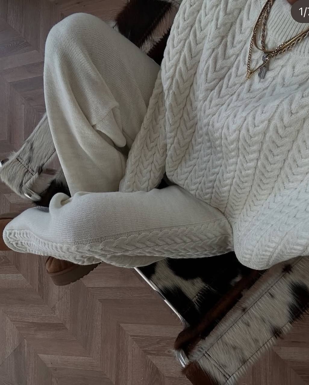 теплый вязаный костюм,женский костюм вязаный,вязаный свитер,свитер косами,женский свитер