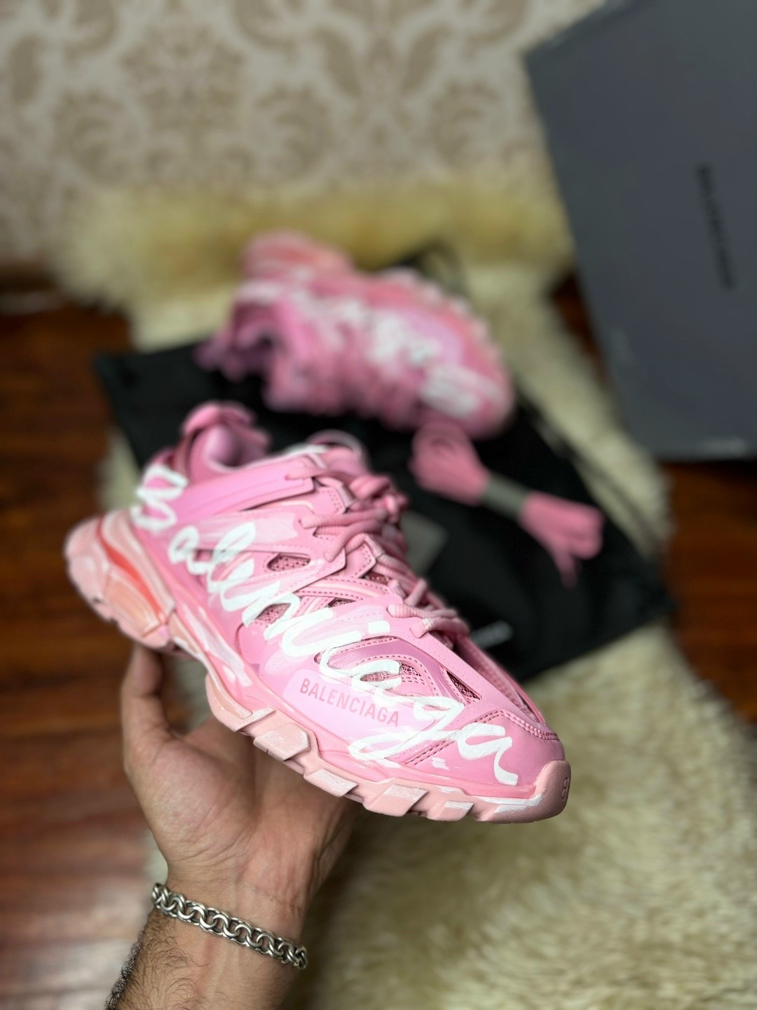 женские кроссовки balenciaga,кроссовки balenciaga,кроссовки balenciaga track,женские кроссовки balenciaga track trainer pink,balenciaga track sneakers pink