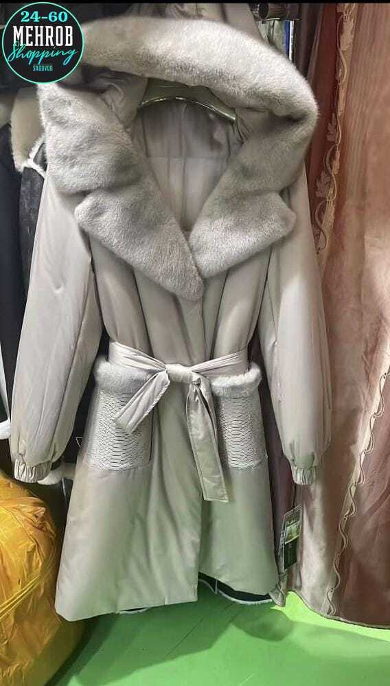 пальто женское зимнее,пальто женские,пальто женское зимнее с норкой натуральной люкс класса,пальто зимнее женское с норкой большого размера коричневого цвета,утепленное женское пальто