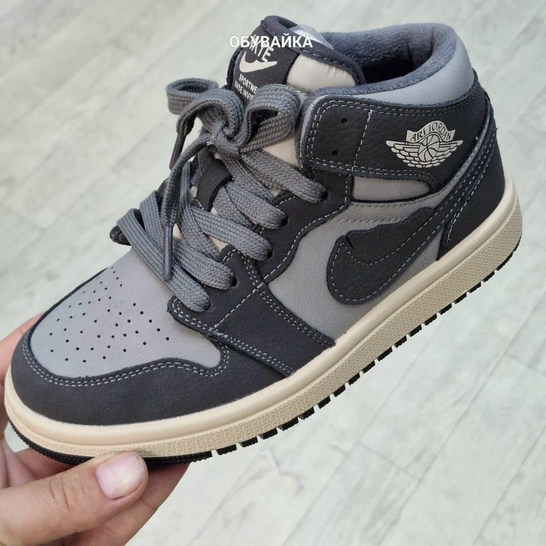 nike air jordan 1 mid,nike air jordan 1 mid se,air jordan 1 mid se,nike air jordan 1,air jordan 1 mid