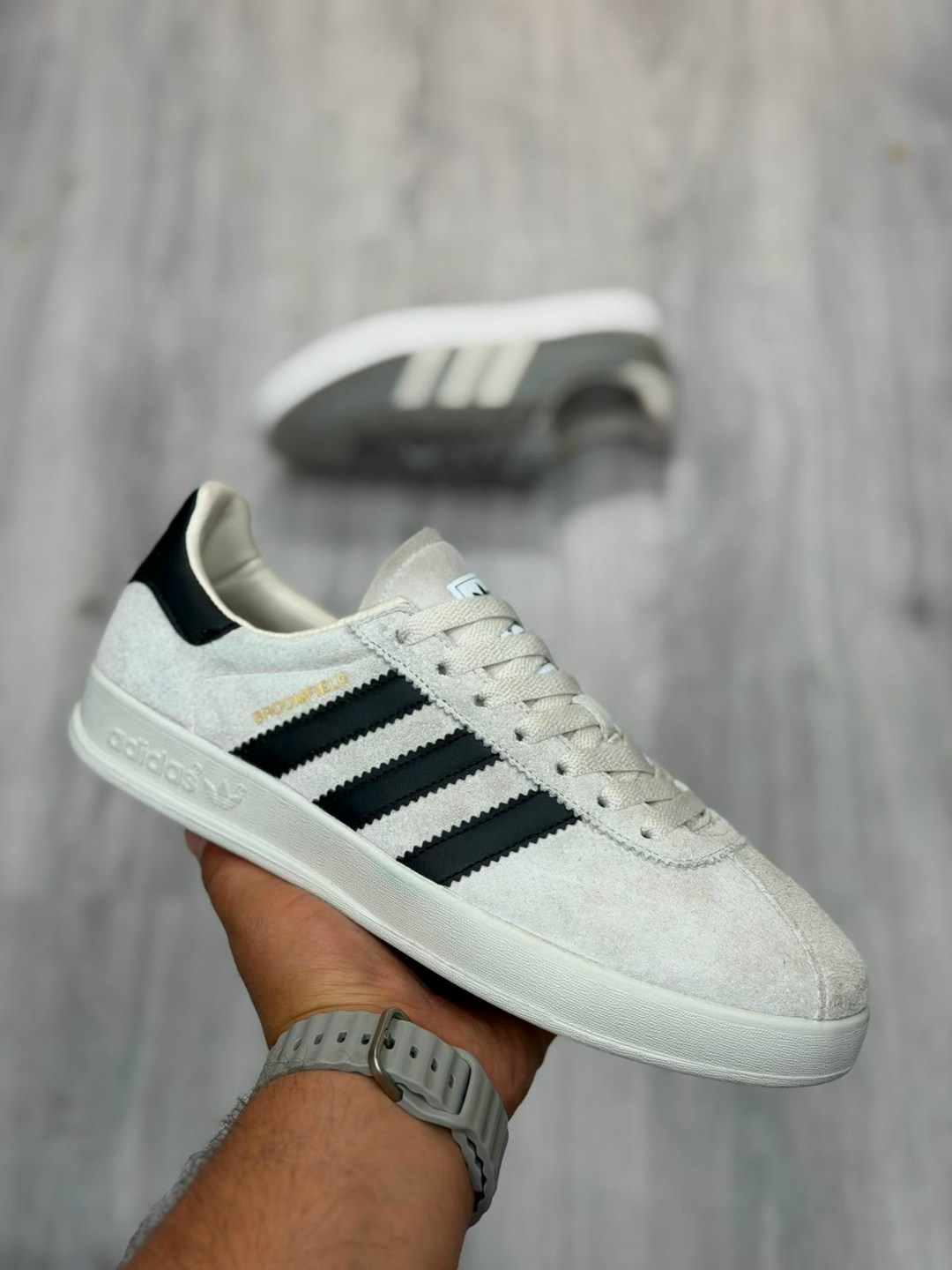 adidas originals gazelle,adidas gazelle,женские кроссовки adidas gazelle,adidas gazelle мужские серые,мужские кроссовки adidas gazelle