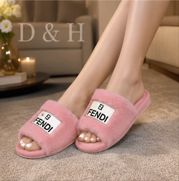 тапочки fendi,тапочки фенди,fendi fendi,тапочки фенди мужские,шлепанцы fendi