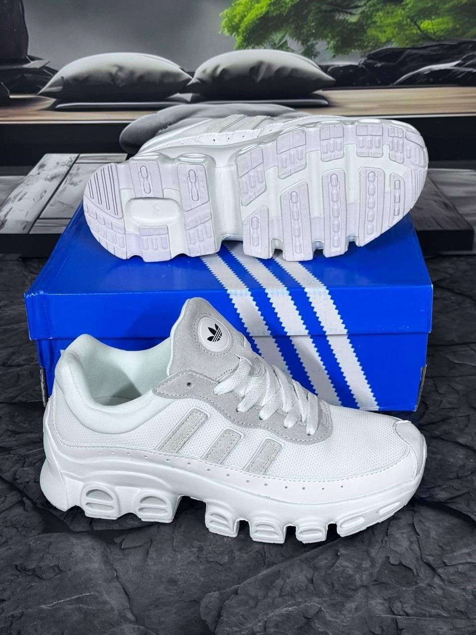 кроссовки adifom megaride adidas черный,кроссовки adidas,мужские кроссовки adidas,кроссовки адифом мегарид adidas,черные кроссовки adidas