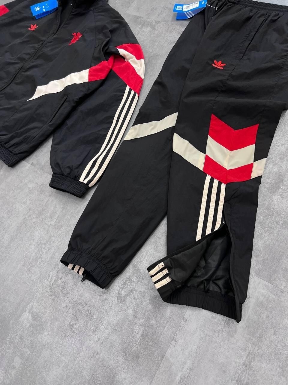 костюм спортивный adidas,спортивный костюм adidas в стиле ретро из 90х,спортивный костюм adidas 90х,спортивный костюм adidas в стиле 90,костюм adidas 90-х
