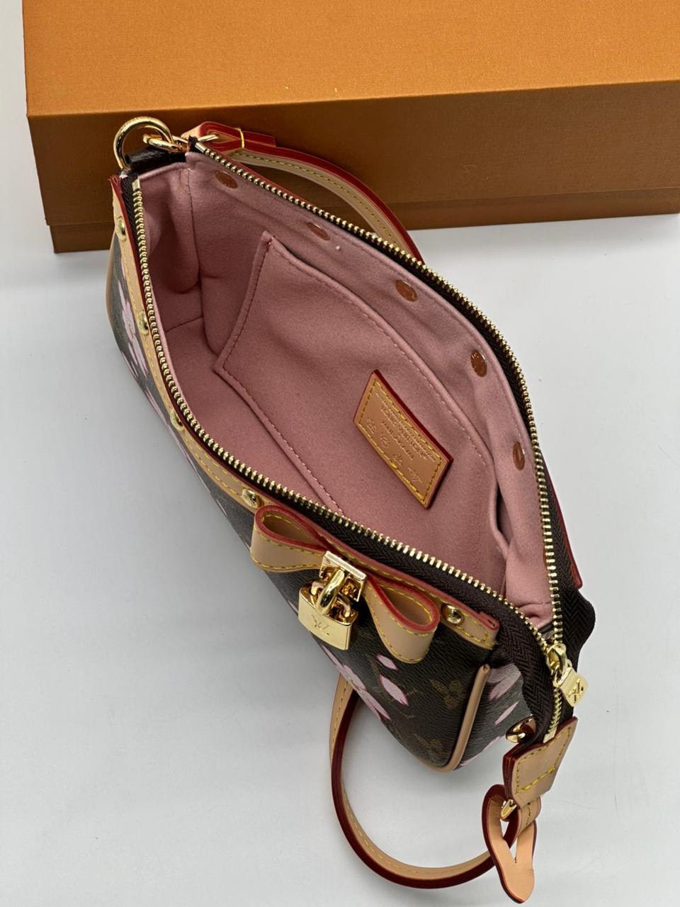 коробка луи виттон (louis vuitton) оригинал,коробка louis vuitton оригинал,подарочная коробка louis vuitton,louis vuitton monogram,louis vuitton