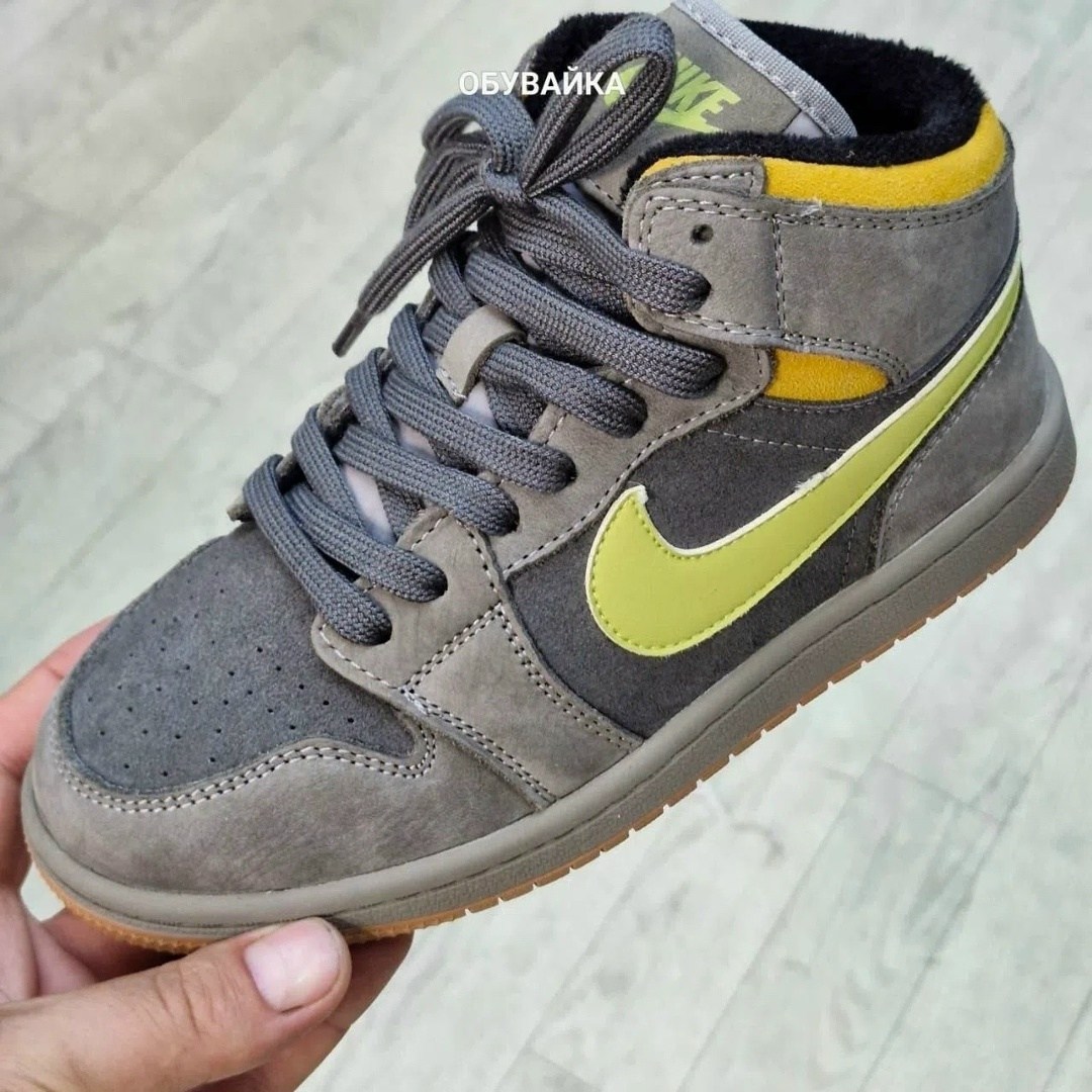 nike air jordan 1 mid,nike air jordan 1 mid se,air jordan 1 mid se,nike air jordan 1,air jordan 1 mid