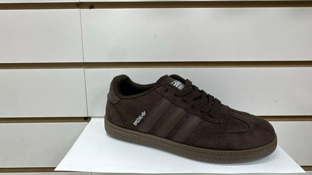 ,кроссовки женские adidas,замшевые кроссовки,кроссовки коричневые,кроссовки adidas