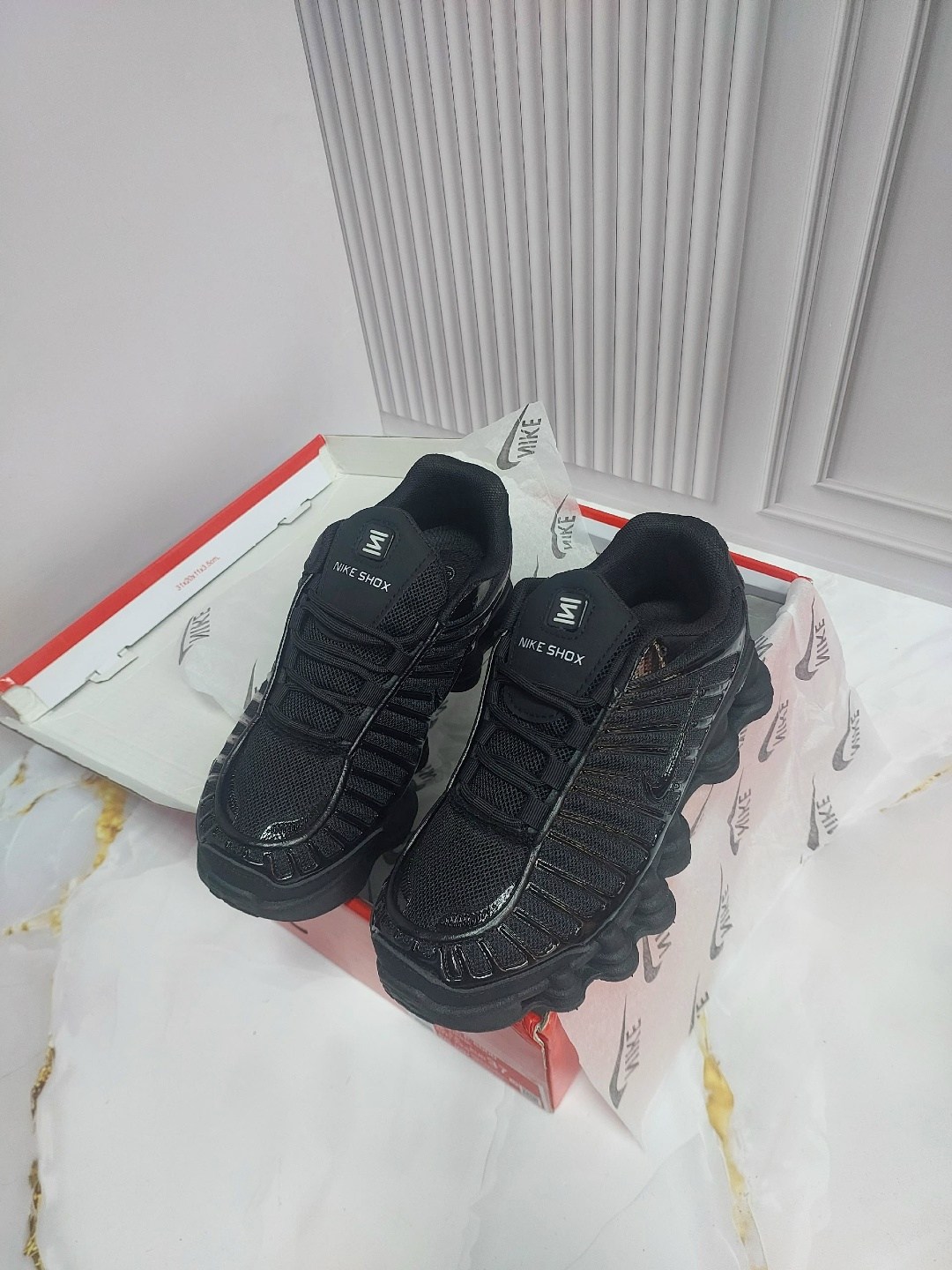 кроссовки,кроссовки nike shox tl,мужские и женские кроссовки,кроссы,кроссовки мужские nike