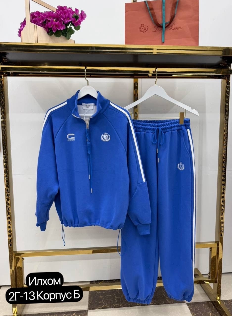 костюм женский спортивный,спортивный костюм celine,костюм гуччи белый женский спортивный,спортивные костюмы двойка,спортивный костюм стильный