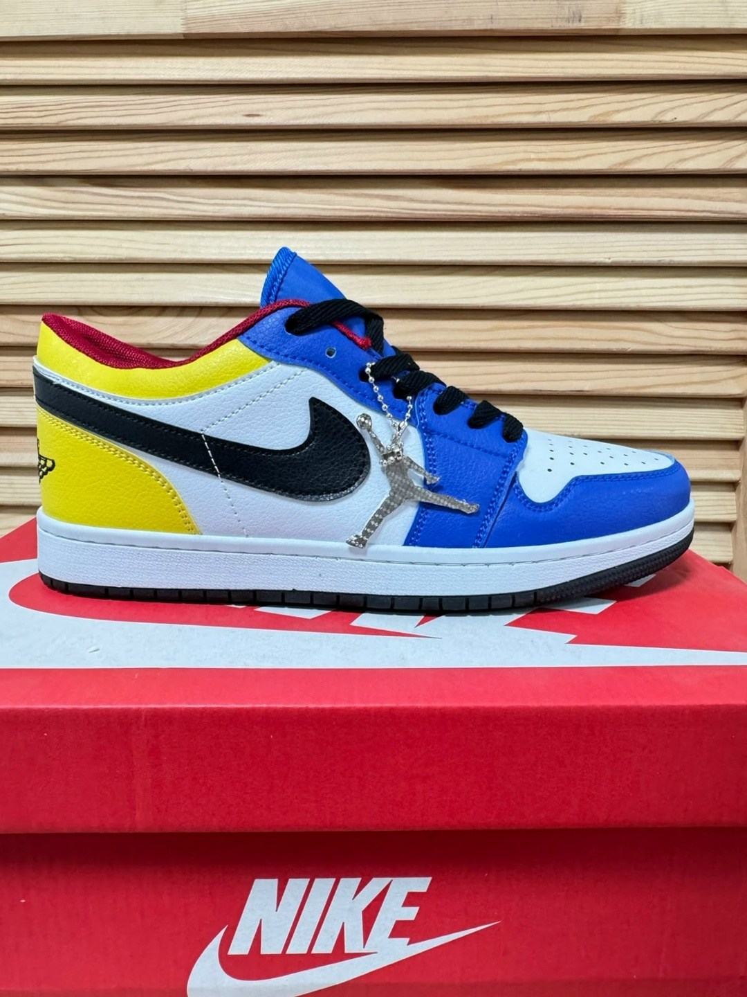 air jordan 1 low royal yellow,кроссовки nike air jordan 1 low,nike air jordan 1 low,кроссовки,кроссовки air jordan 1 low