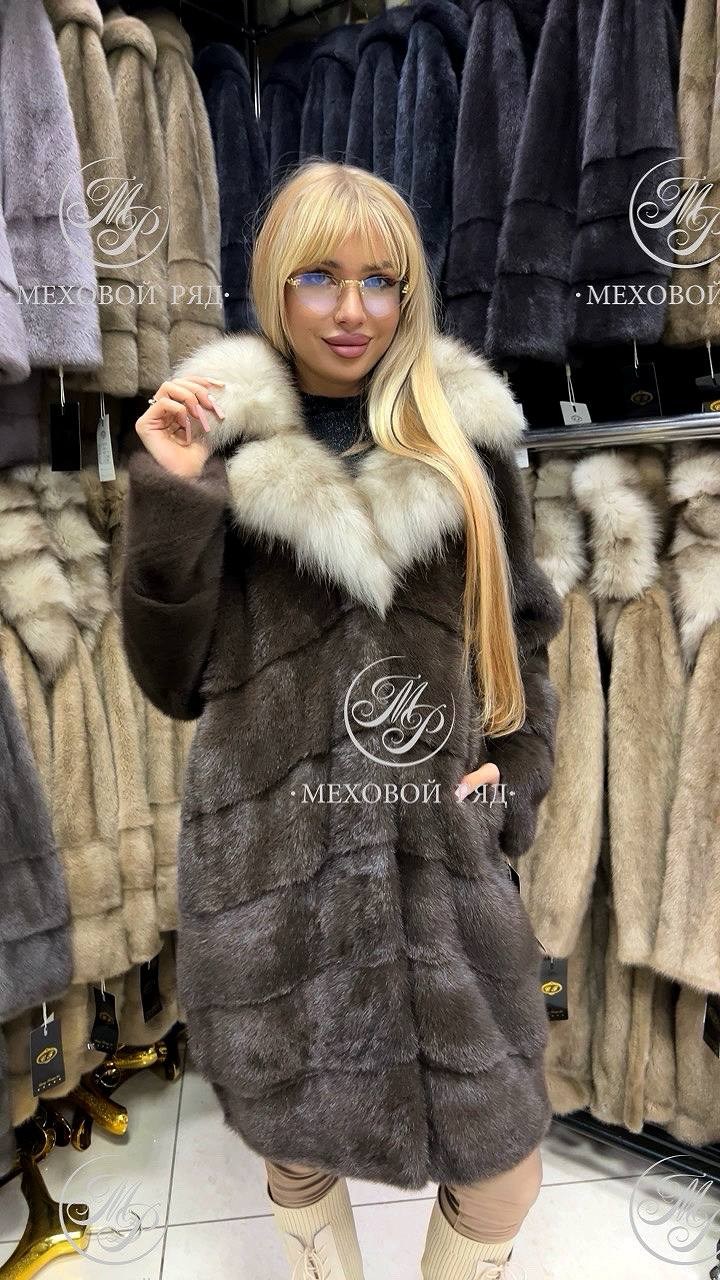 шубка,шуба из меха,шуба меховая,меховой воротник,меховые изделия