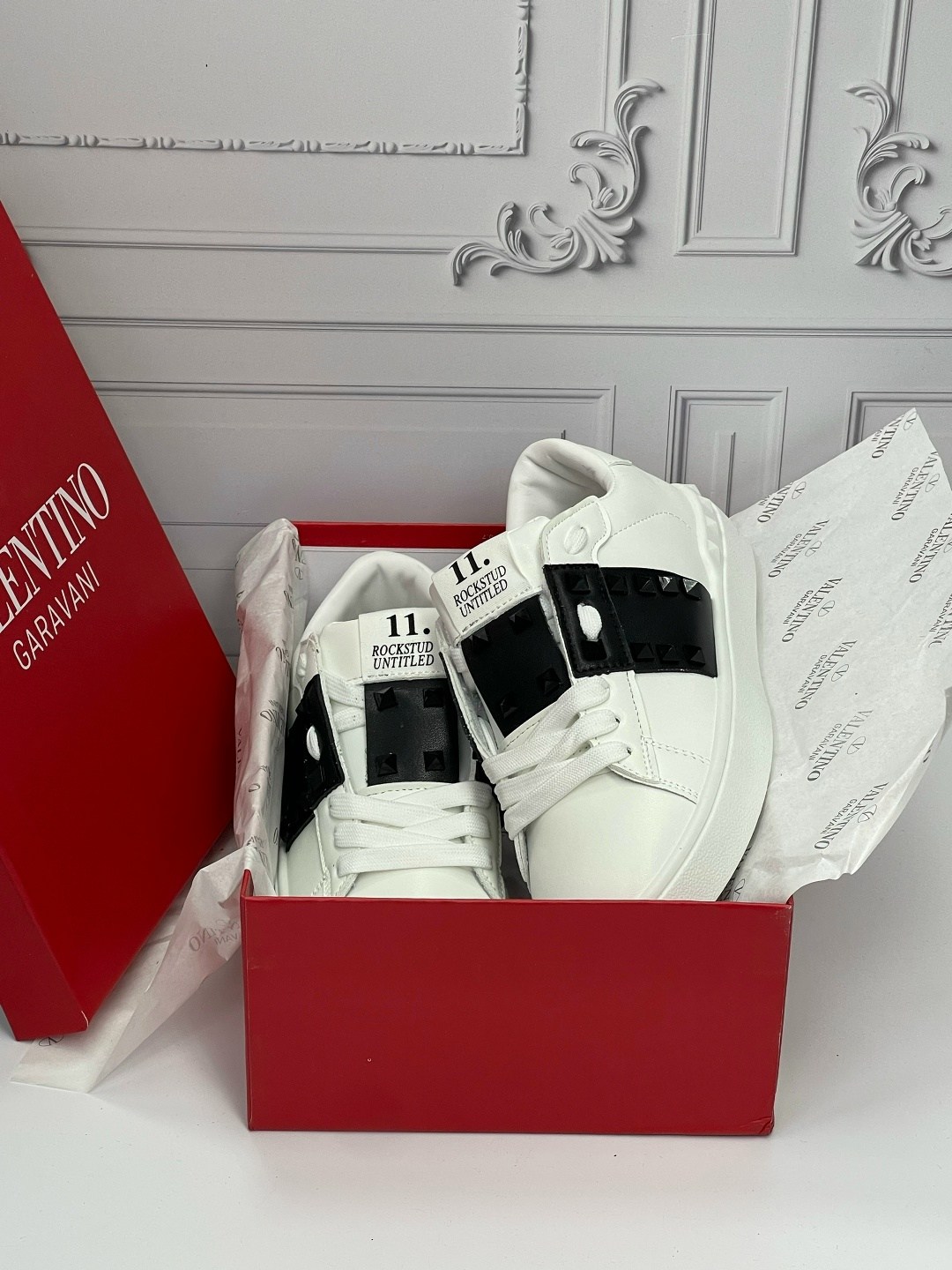 ,valentino кроссовки,valentino кроссовки женские,кеды валентино женские,валентино кеды