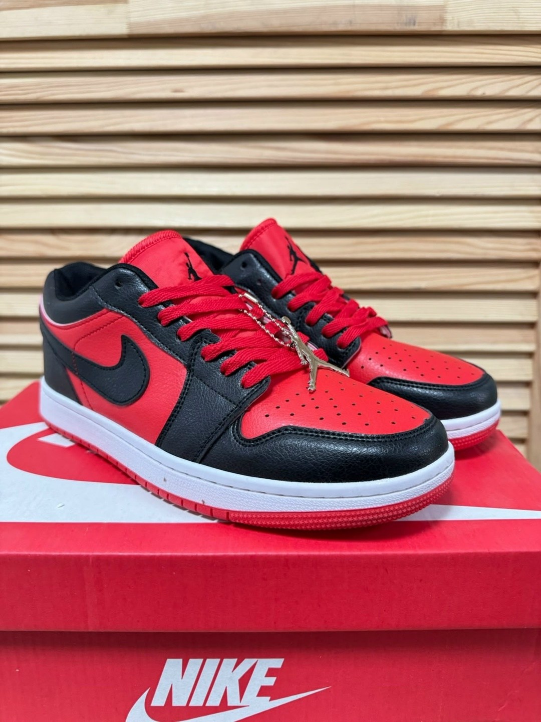 air jordan 1 low royal yellow,кроссовки nike air jordan 1 low,nike air jordan 1 low,кроссовки,кроссовки air jordan 1 low
