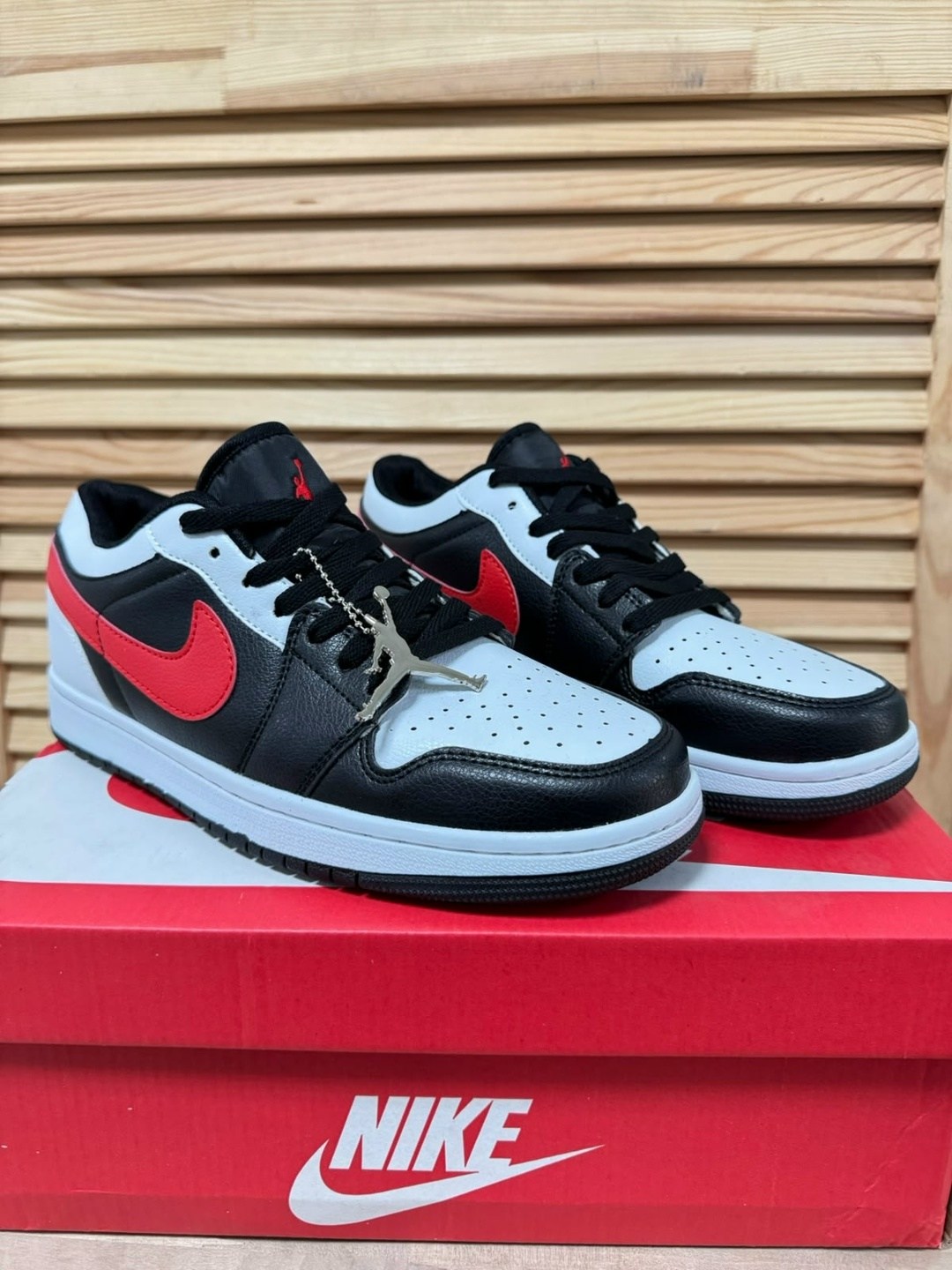 air jordan 1 low royal yellow,кроссовки nike air jordan 1 low,nike air jordan 1 low,кроссовки,кроссовки air jordan 1 low