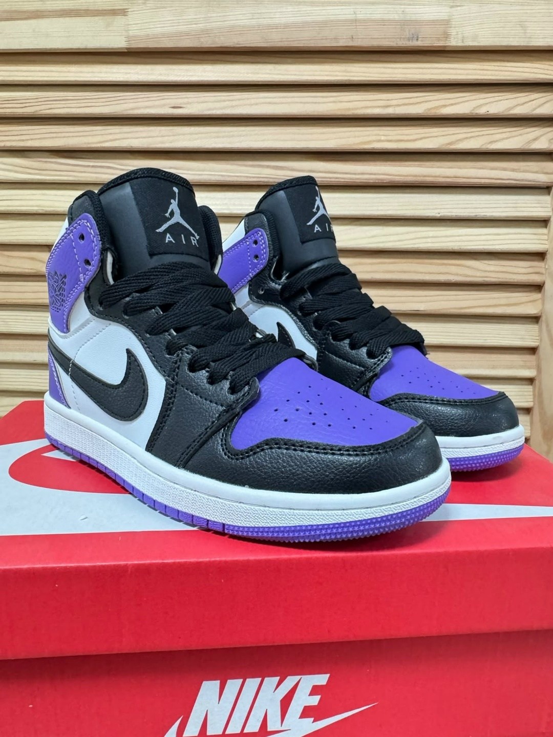 кроссовки nike air jordan 1 retro high,кроссовки nike air jordan 1,nike air jordan 1 mid black white,кроссовки женские nike air jordan 1,кроссовки nike air jordan