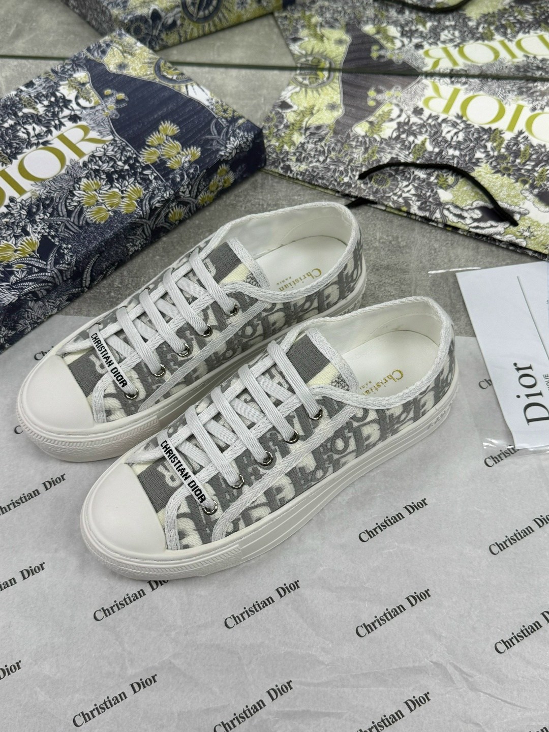 кеды christian dior,кеды женские christian dior,кеды кристиан диор,кеды dior женские,кеды cd christian dior paris