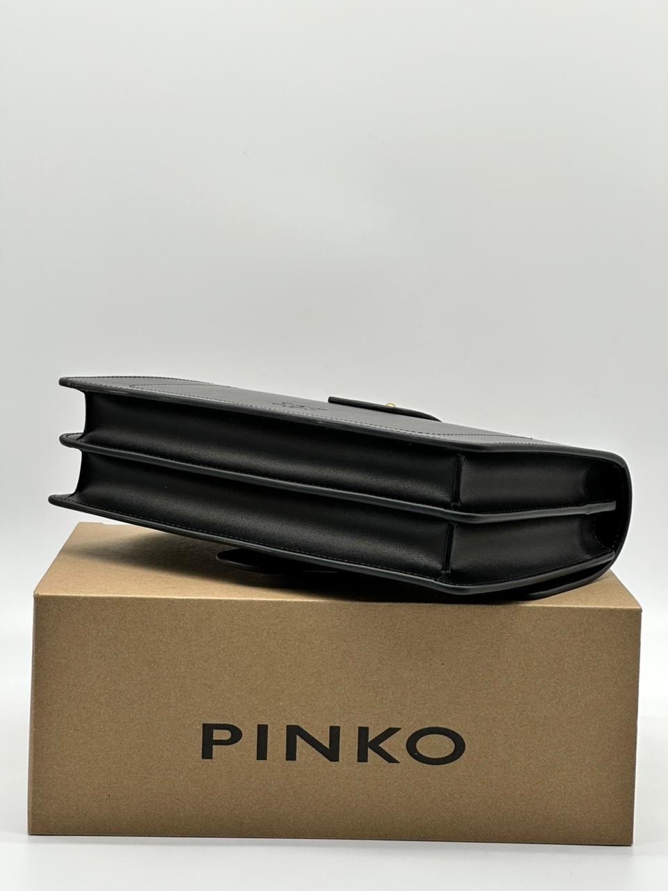 сумка pinko,pinko сумка на плечо,сумка pinko женская,сумка pinko белая,женская сумка пинко
