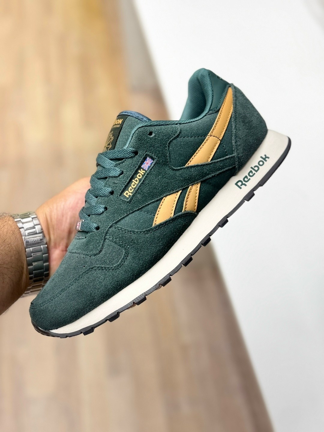кроссовки reebok,мужские кроссовки reebok,кроссовки classic reebok,классические кожаные кроссовки reebok,мужские кроссовки reebok classic leather