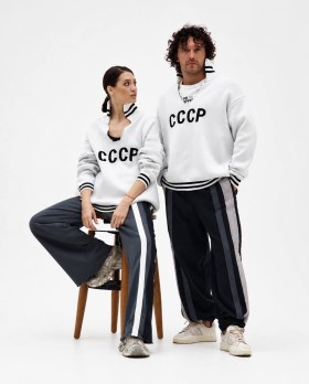 Свитер