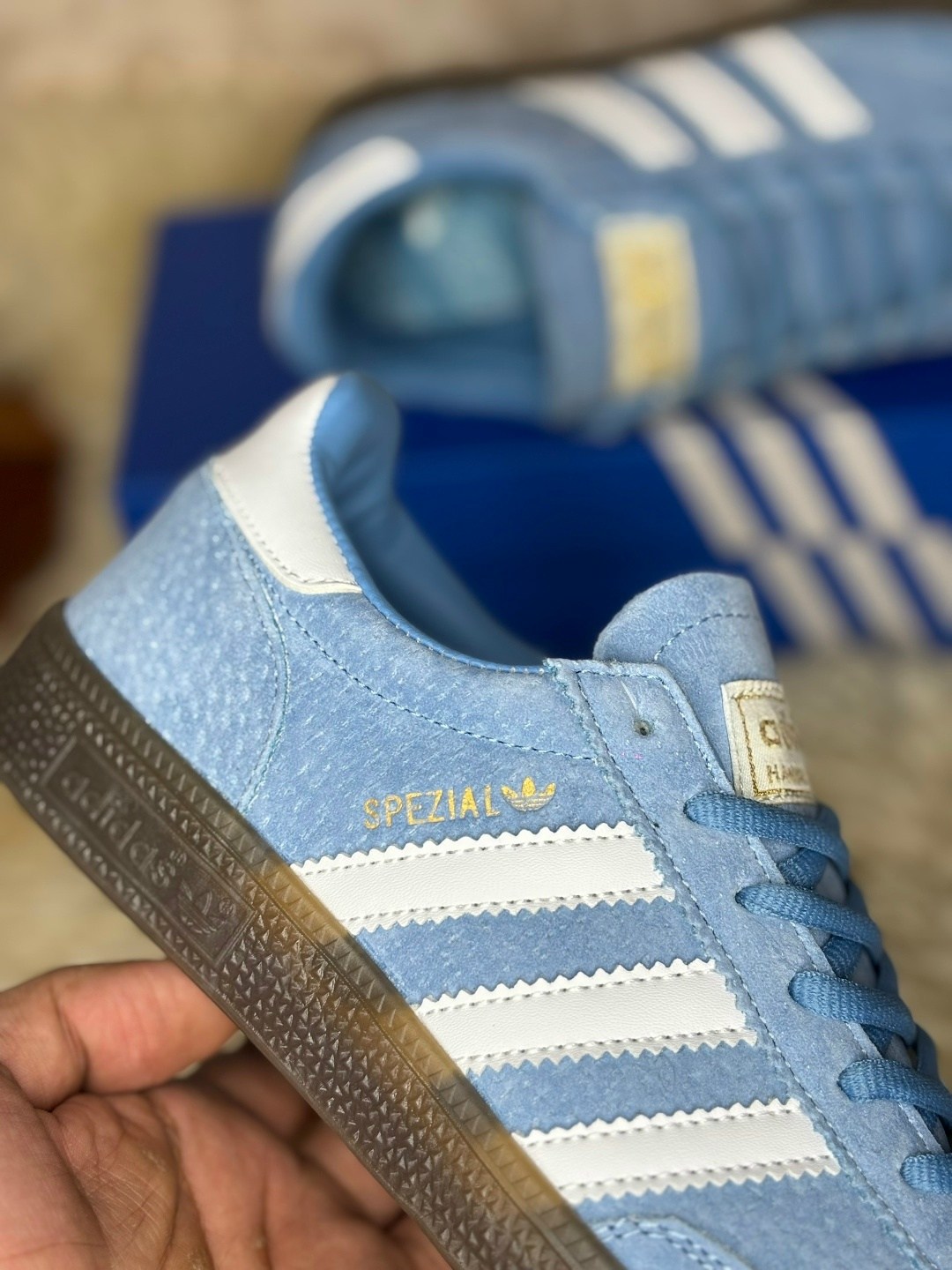кроссовки adidas spezial,adidas originals handball spezial,адидас кроссовки специал spezial,кроссовки adidas spezial голубые,кроссовки adidas handball spezial