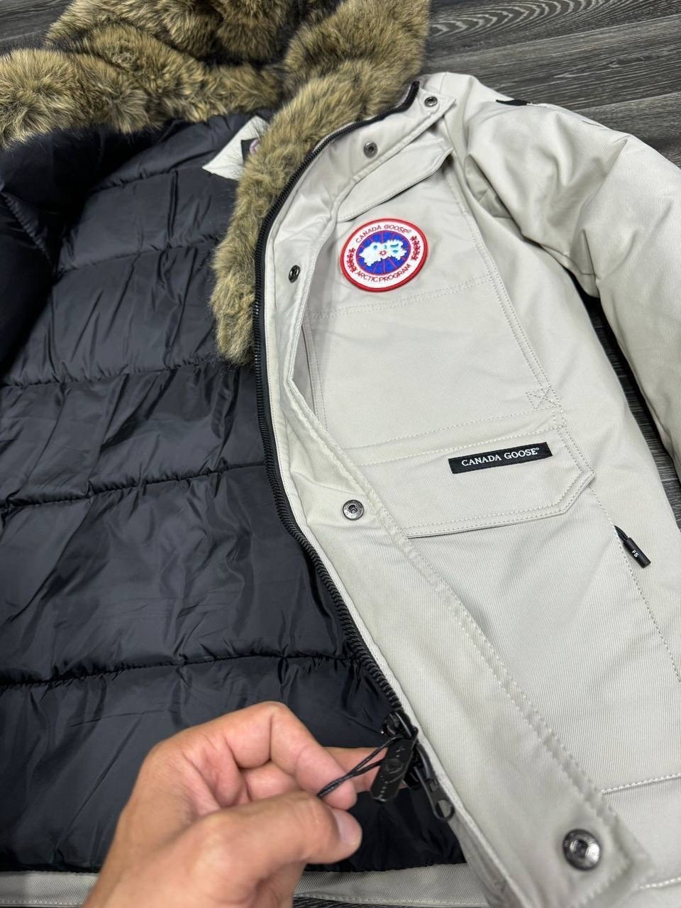 зимняя куртка canada goose,мужская зимняя куртка canada goose,пуховик canada goose мужской,зимняя брендовая тёплая куртка canada goose,пуховик canada goose