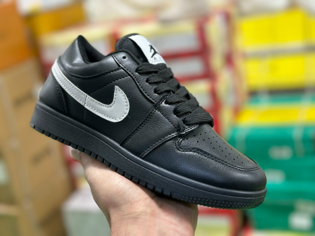 air jordan 1 low triple black,мужской кроссовки,,кроссовки nike air jordan 1 low,спортивная